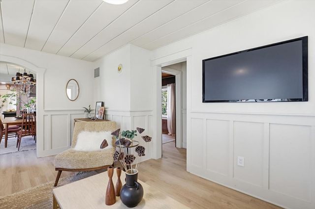 435 Mill St, Grass Valley, CA 95945