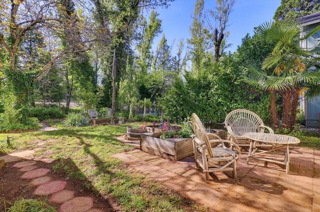435 Mill St, Grass Valley, CA 95945