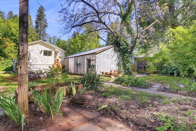 435 Mill St, Grass Valley, CA 95945