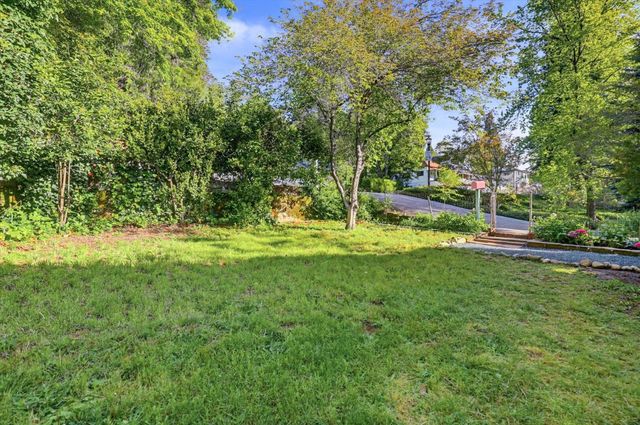 435 Mill St, Grass Valley, CA 95945