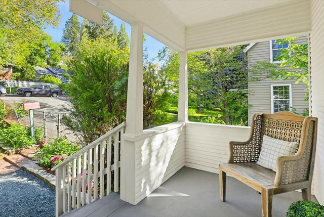 435 Mill St, Grass Valley, CA 95945