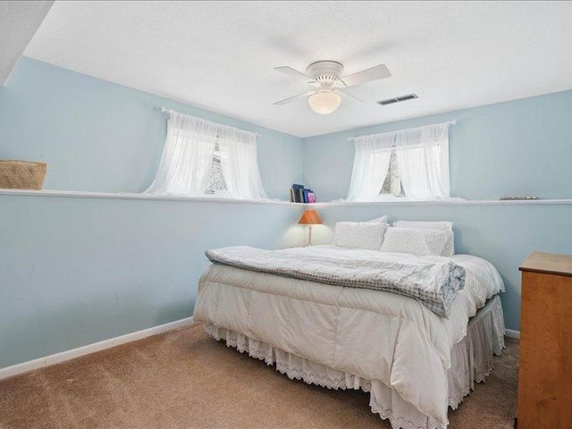 1828 Oak Ridge Drive, New Richmond, WI 54017