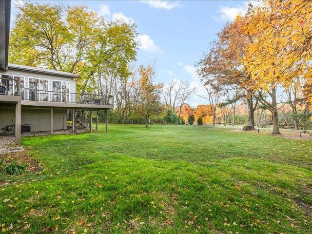 1828 Oak Ridge Drive, New Richmond, WI 54017