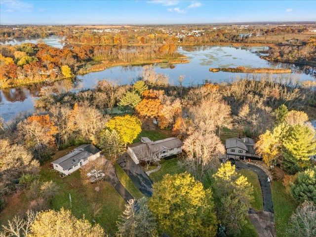 1828 Oak Ridge Drive, New Richmond, WI 54017