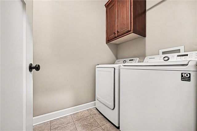 603 Rock Bridge Court, Smithville, MO 64089
