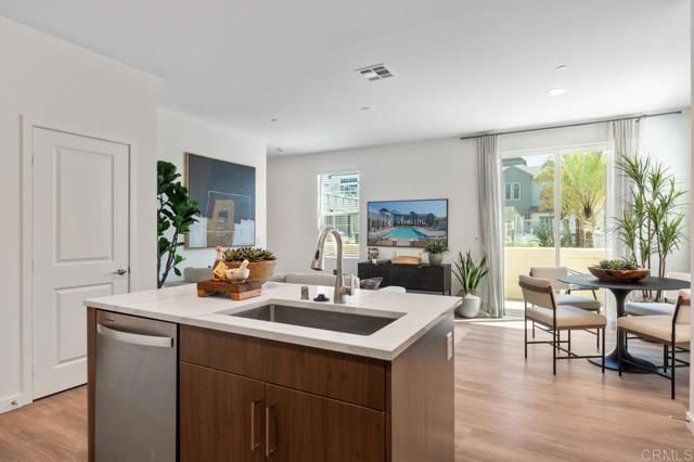 5020 Avenida Lugano 3, Chula Vista, CA 91913