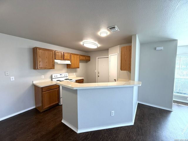 2744 FM 1044, New Braunfels, TX 78130