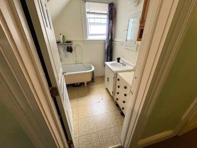 18 Madison Street, Rochester, NY 14608