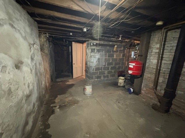 18 Madison Street, Rochester, NY 14608