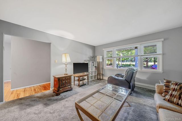 31 Crooked Hill Road, Huntington, NY 11743