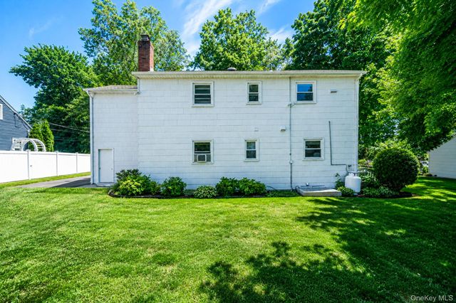 31 Crooked Hill Road, Huntington, NY 11743