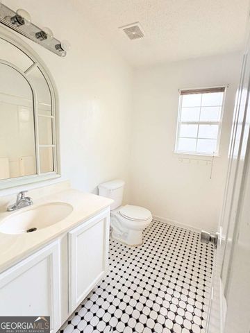 304 McQueen Circle, St. Marys, GA 31558