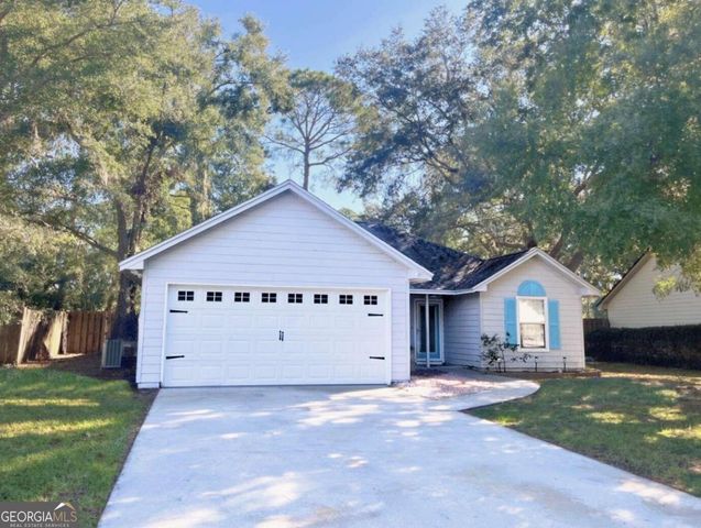 304 McQueen Circle, St. Marys, GA 31558