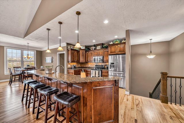 323 DEERBERRY LN, Boones Mill, VA 24065