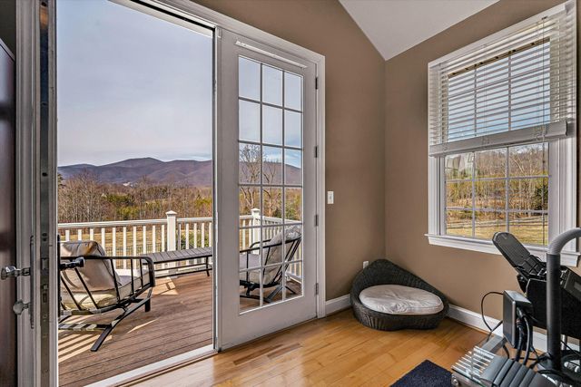 323 DEERBERRY LN, Boones Mill, VA 24065