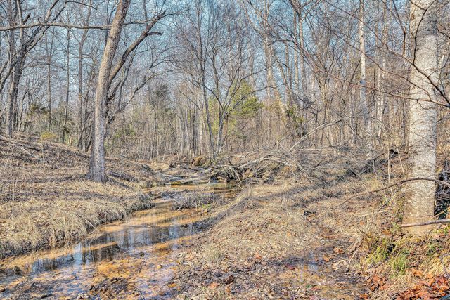 323 DEERBERRY LN, Boones Mill, VA 24065