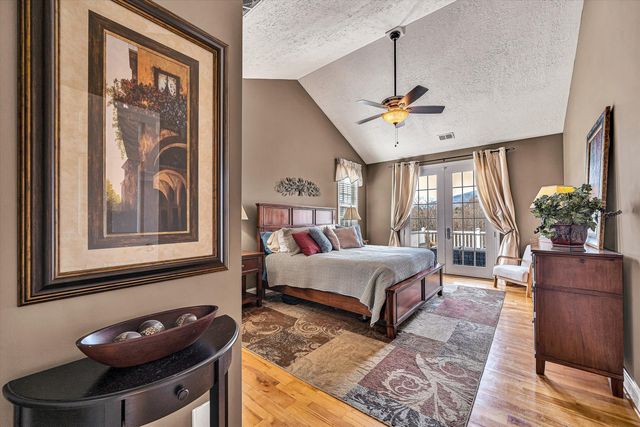 323 DEERBERRY LN, Boones Mill, VA 24065