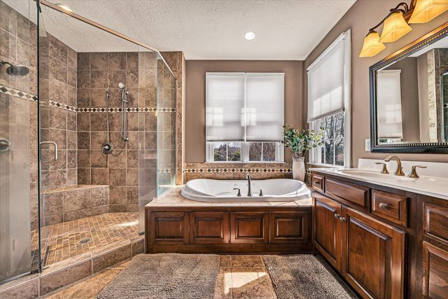 323 DEERBERRY LN, Boones Mill, VA 24065