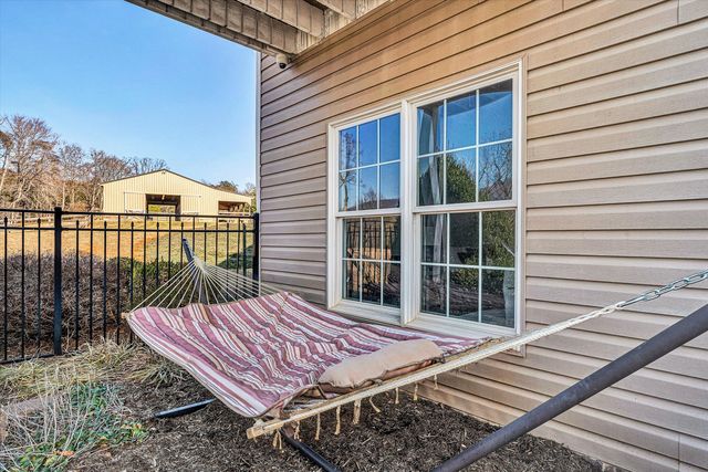 323 DEERBERRY LN, Boones Mill, VA 24065