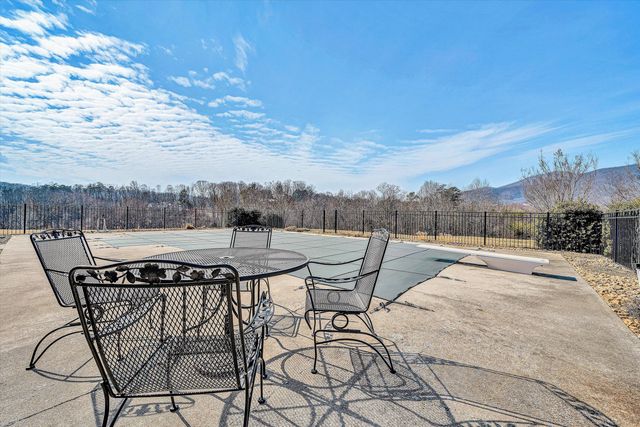 323 DEERBERRY LN, Boones Mill, VA 24065