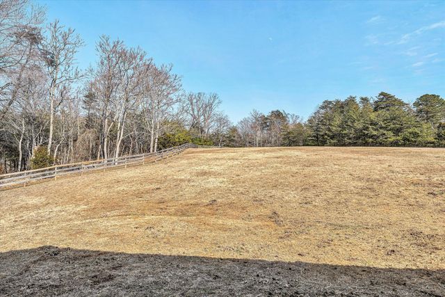 323 DEERBERRY LN, Boones Mill, VA 24065