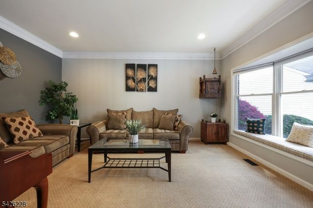 5 Gordon Pl, Bernards Twp., NJ 07920