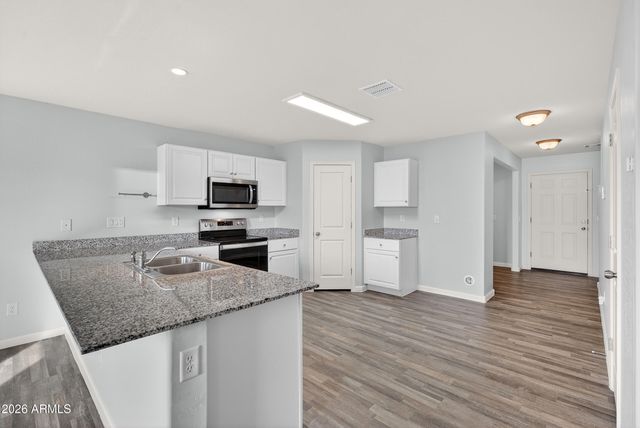 117 W TAYLOR Avenue, Coolidge, AZ 85128