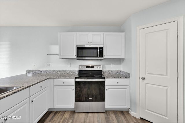 117 W TAYLOR Avenue, Coolidge, AZ 85128