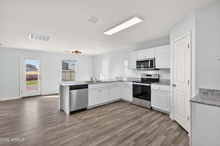 117 W TAYLOR Avenue, Coolidge, AZ 85128