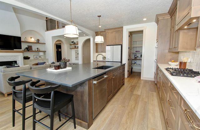 9600 S Prairie Falcon Ave, Nampa, ID 83686