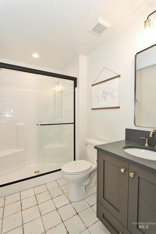 9600 S Prairie Falcon Ave, Nampa, ID 83686