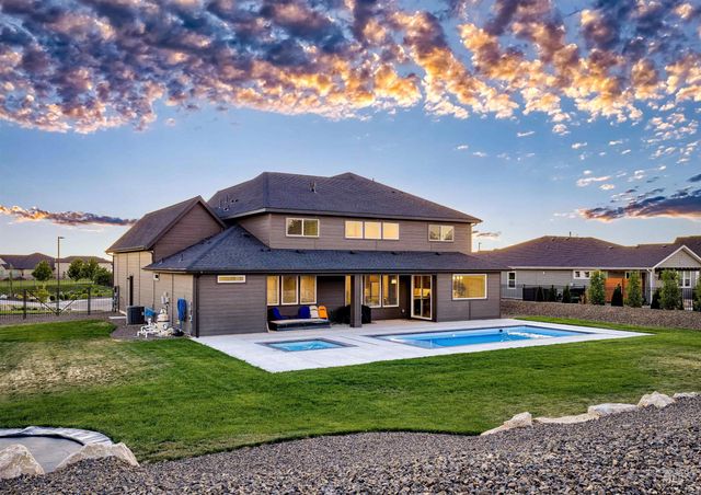 9600 S Prairie Falcon Ave, Nampa, ID 83686