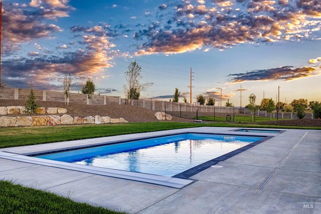 9600 S Prairie Falcon Ave, Nampa, ID 83686