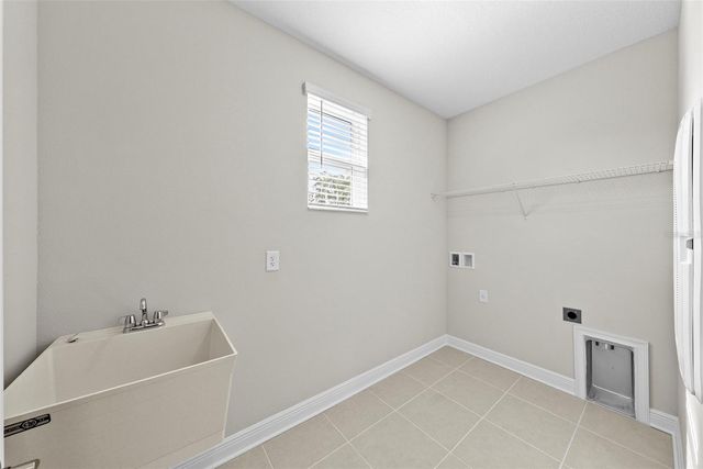 6244 29TH STREET N, St Petersburg, FL 33702