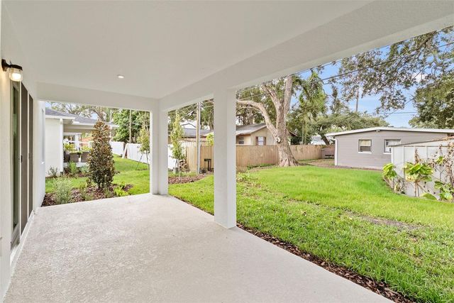 6244 29TH STREET N, St Petersburg, FL 33702