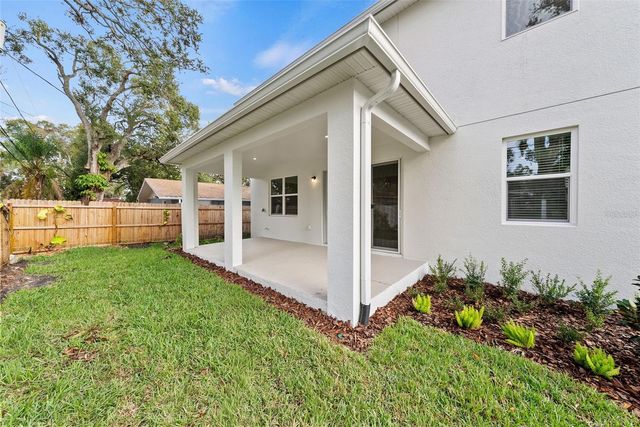 6244 29TH STREET N, St Petersburg, FL 33702