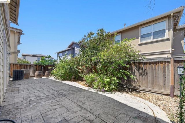 463 Blue Flax Ct, Brentwood, CA 94513