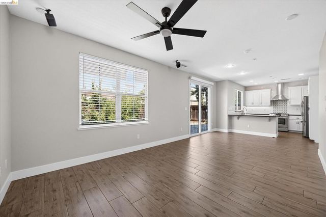 463 Blue Flax Ct, Brentwood, CA 94513