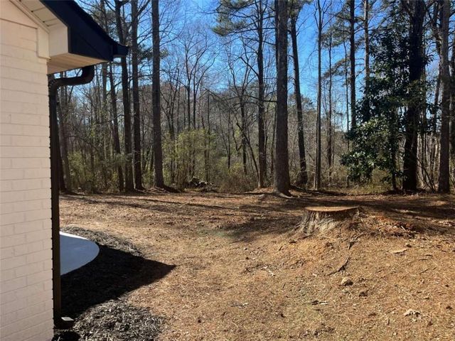 8869 Habersham Drive, Jonesboro, GA 30238