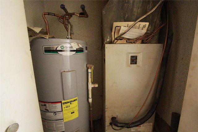 102 Remington Circle, Gun Barrel City, TX 75156