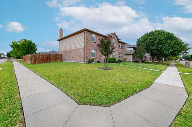 1622 Pheasant Creek Drive, Wylie, TX 75098