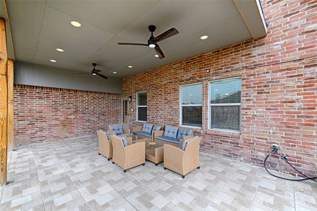 1622 Pheasant Creek Drive, Wylie, TX 75098