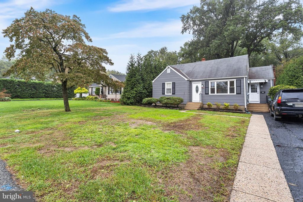 2018 RANCOCAS RD, Burlington, NJ 08016 — photo 2