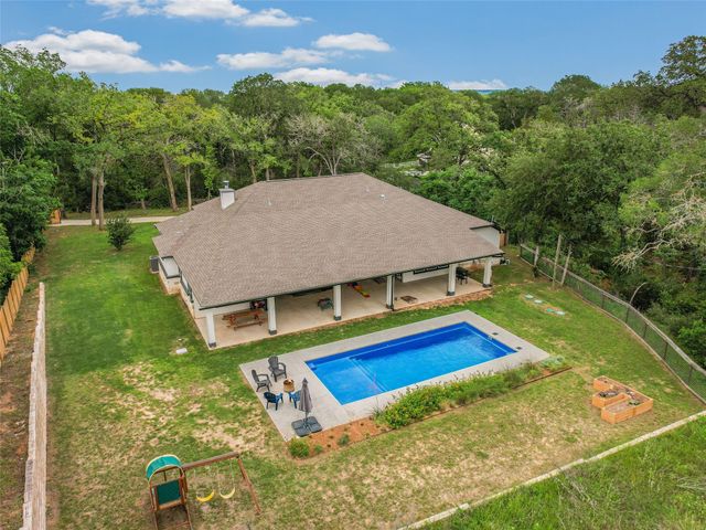 427 State Highway 304, Bastrop, TX 78602