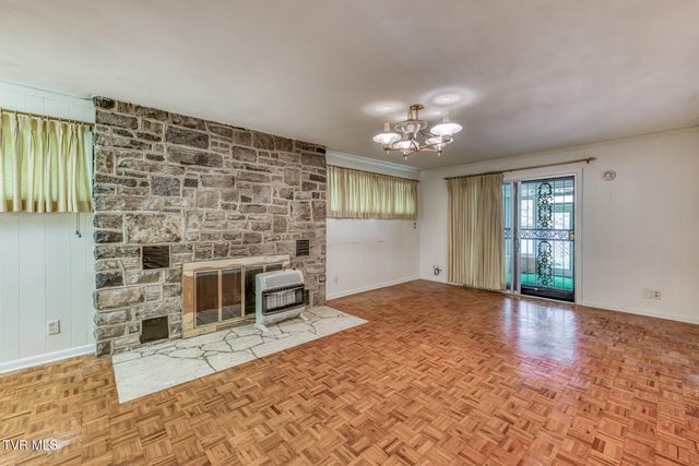 428 Allen Drive, Kingsport, TN 37660