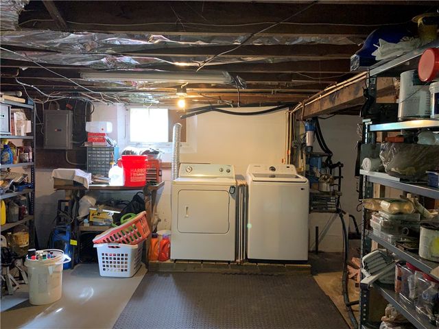 28 Old Reservoir Road, Cumberland, RI 02884