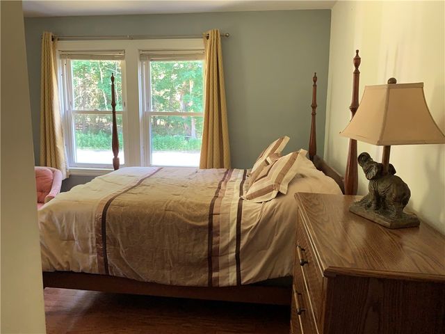 28 Old Reservoir Road, Cumberland, RI 02884