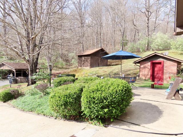 875 McNeil-Corn Creek Road, Rockholds, KY 40759