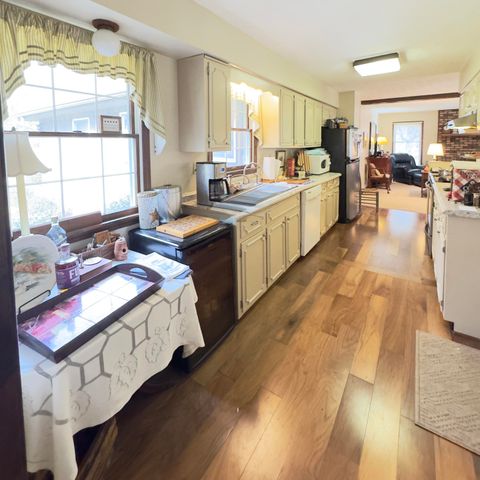 875 McNeil-Corn Creek Road, Rockholds, KY 40759