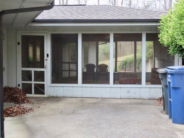 875 McNeil-Corn Creek Road, Rockholds, KY 40759